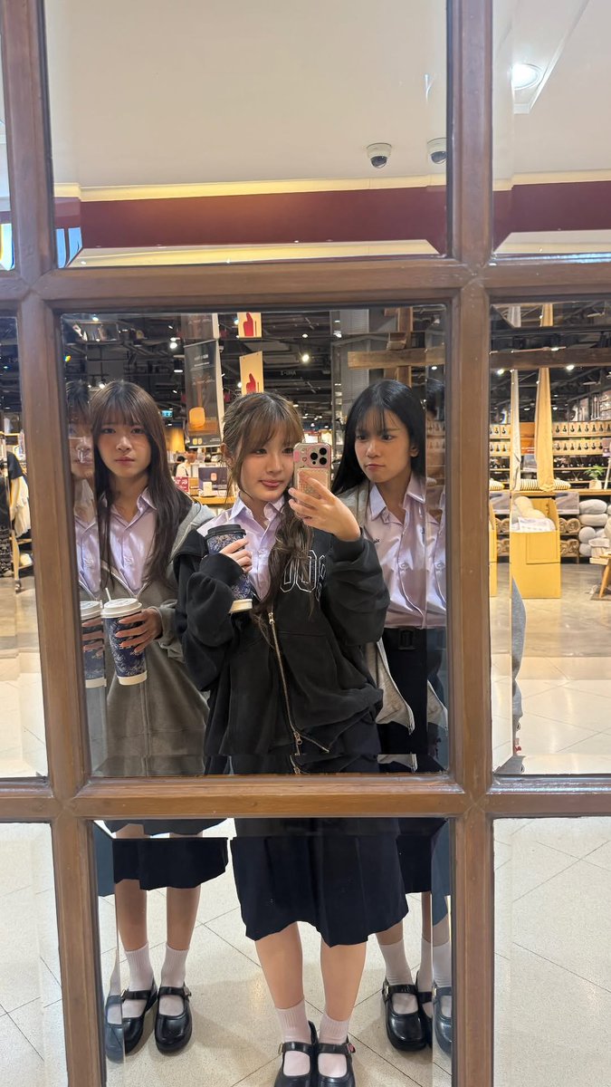Inkcha.BNK48THFC tweet media
