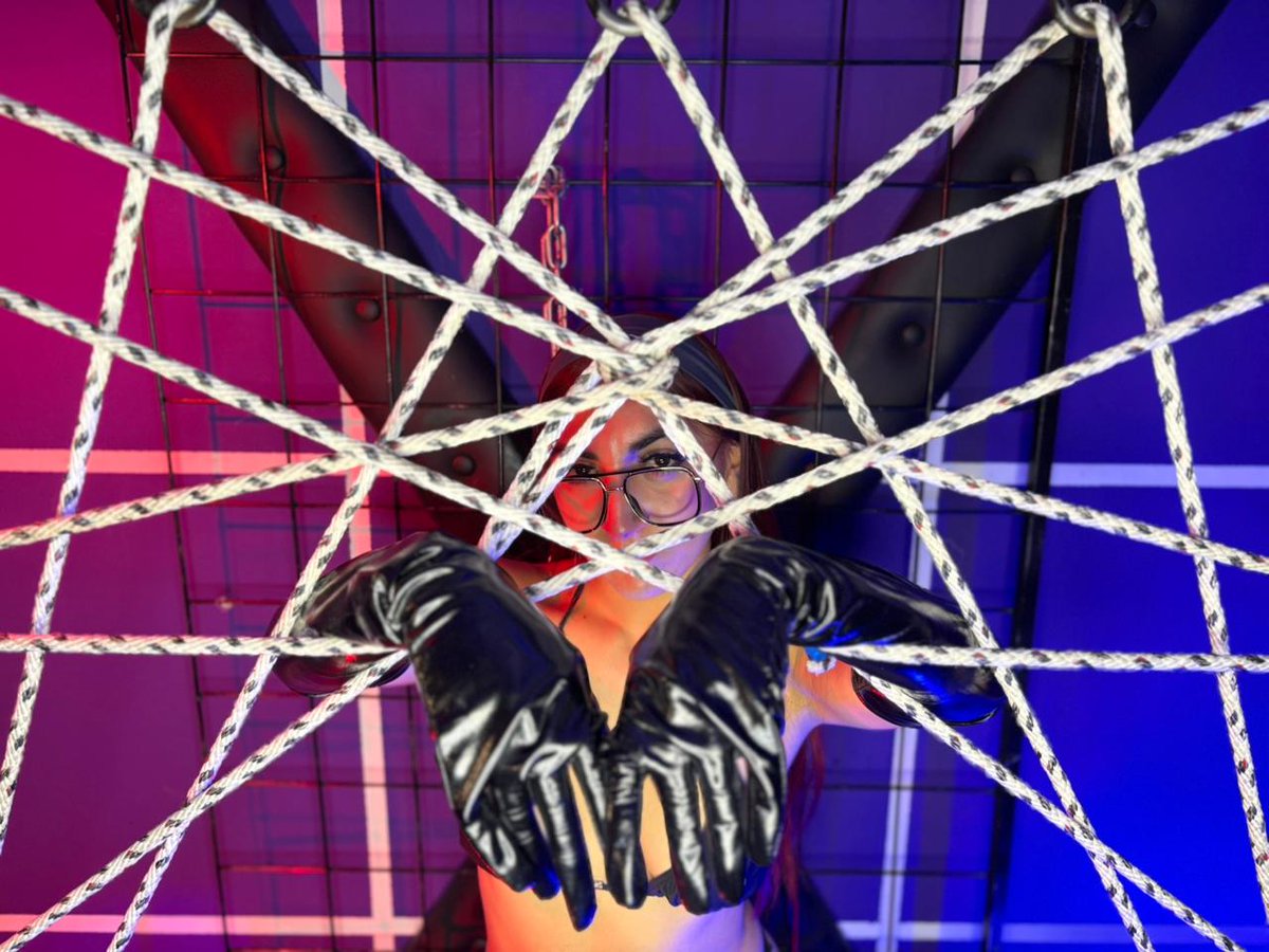 bmsvenus's tweet photo. Hey my master, ready to let you fall into the networks of my punishment 😈🕸️🕸️

https://t.co/S5s29vYJY1 https://t.co/zt9LJQqO0M https://t.co/si4wcdCuDR