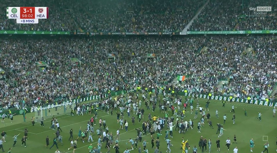 The Touchline | 𝐓 tweet media