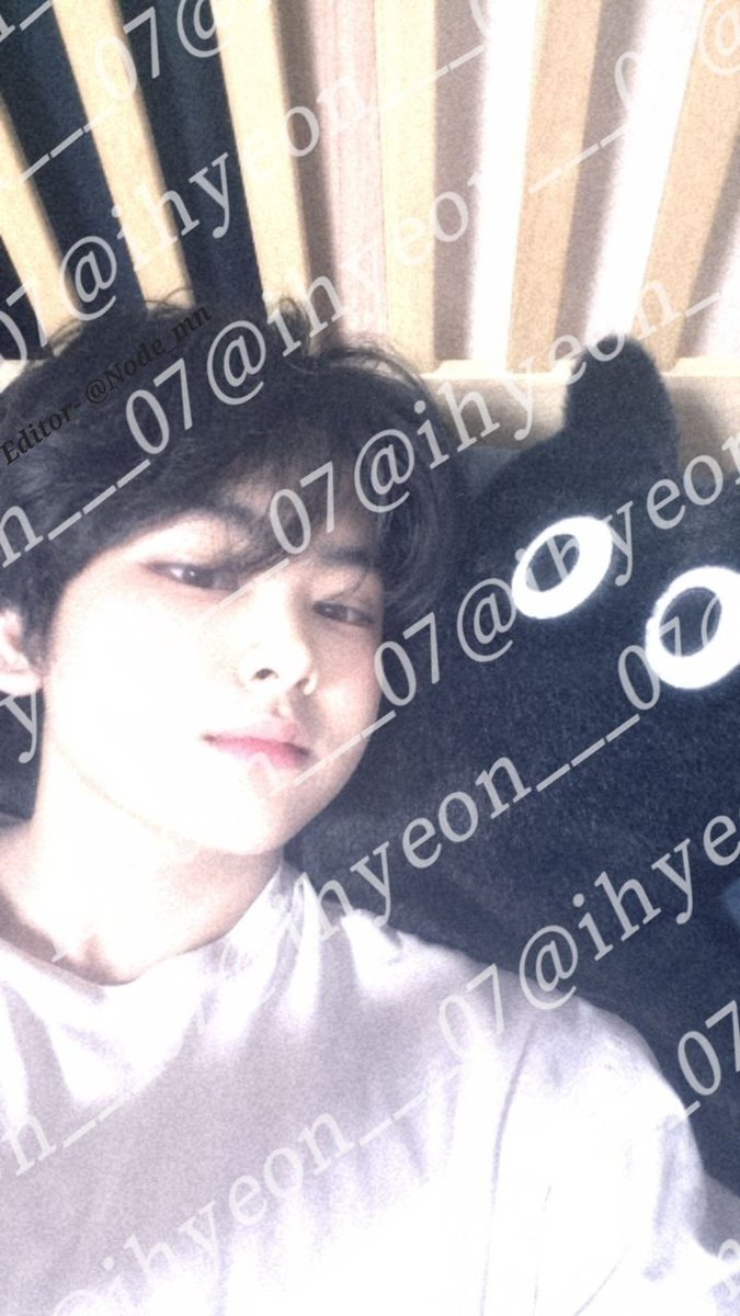이현 tweet media