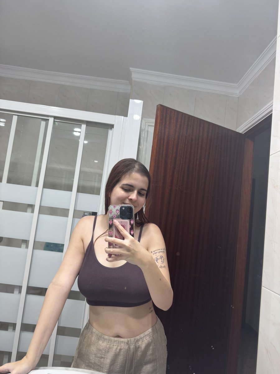 Ele 🌻 tweet media