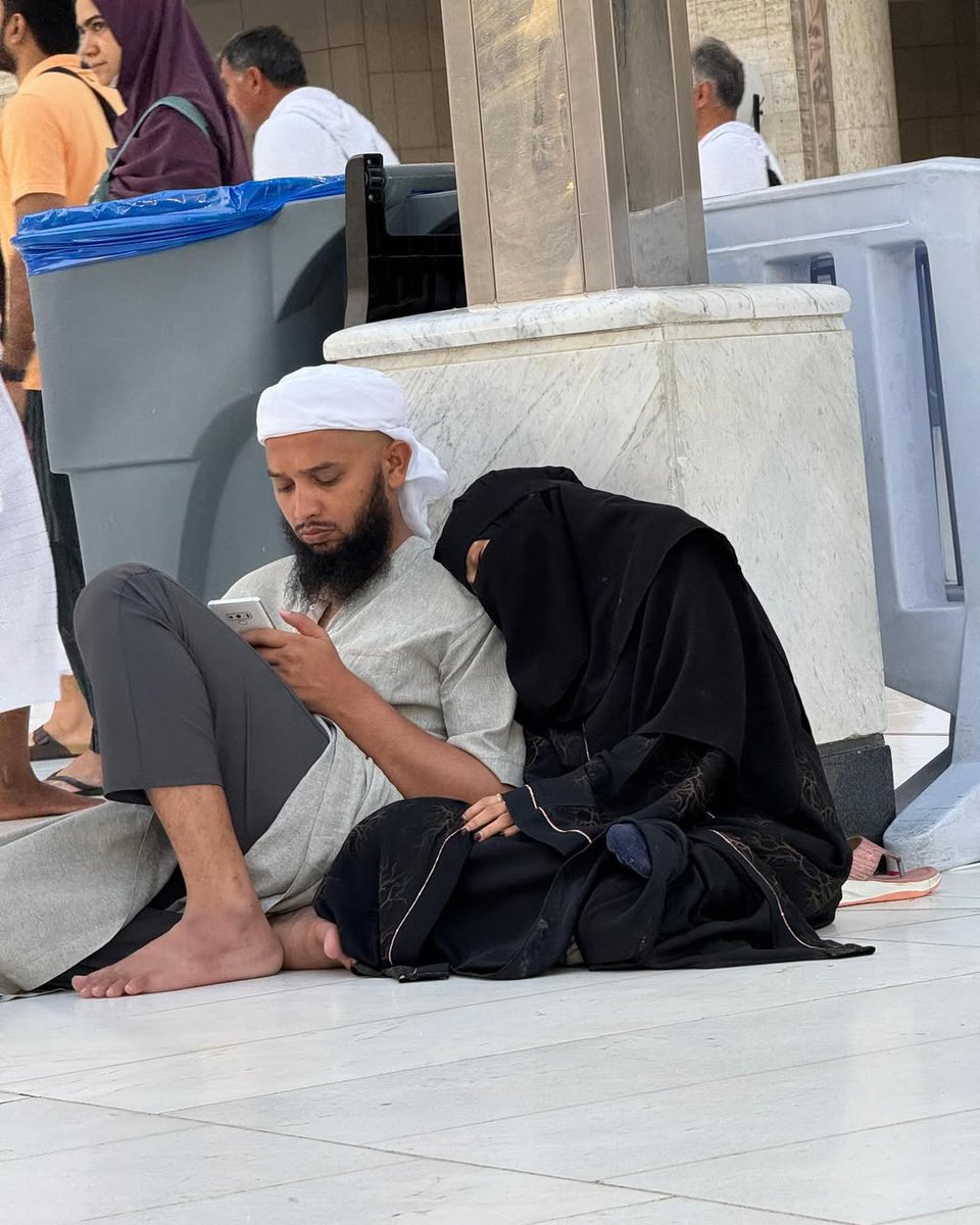 Cheeku🖤 tweet media