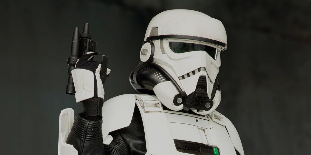 obito388's tweet photo. @JooosBox0 @ImSa1ty @MrJulianR1 different blasters have different energy outputs… having a turbolaser on the side of your star destroyer would be pointless if it could only output as much energy as an EC-17 blaster. https://t.co/93F85xCGLh