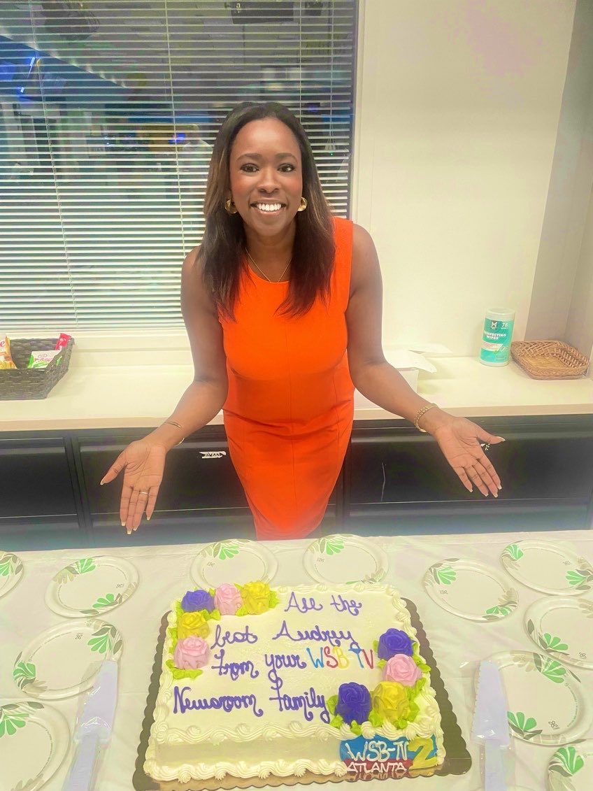 AudreyOnTV's tweet photo. Who gets THREE goodbye parties? 
This lady!
A big THANK YOU to my WSB favs and my family and friends who gathered over this month and a half to wish me the best. 
I adore y’all.
Thanks for pouring so much wisdom, inspiration, kindness, and laughter into me. 
My heart is full. 🫶🏾 https://t.co/4FHTMmsX7b