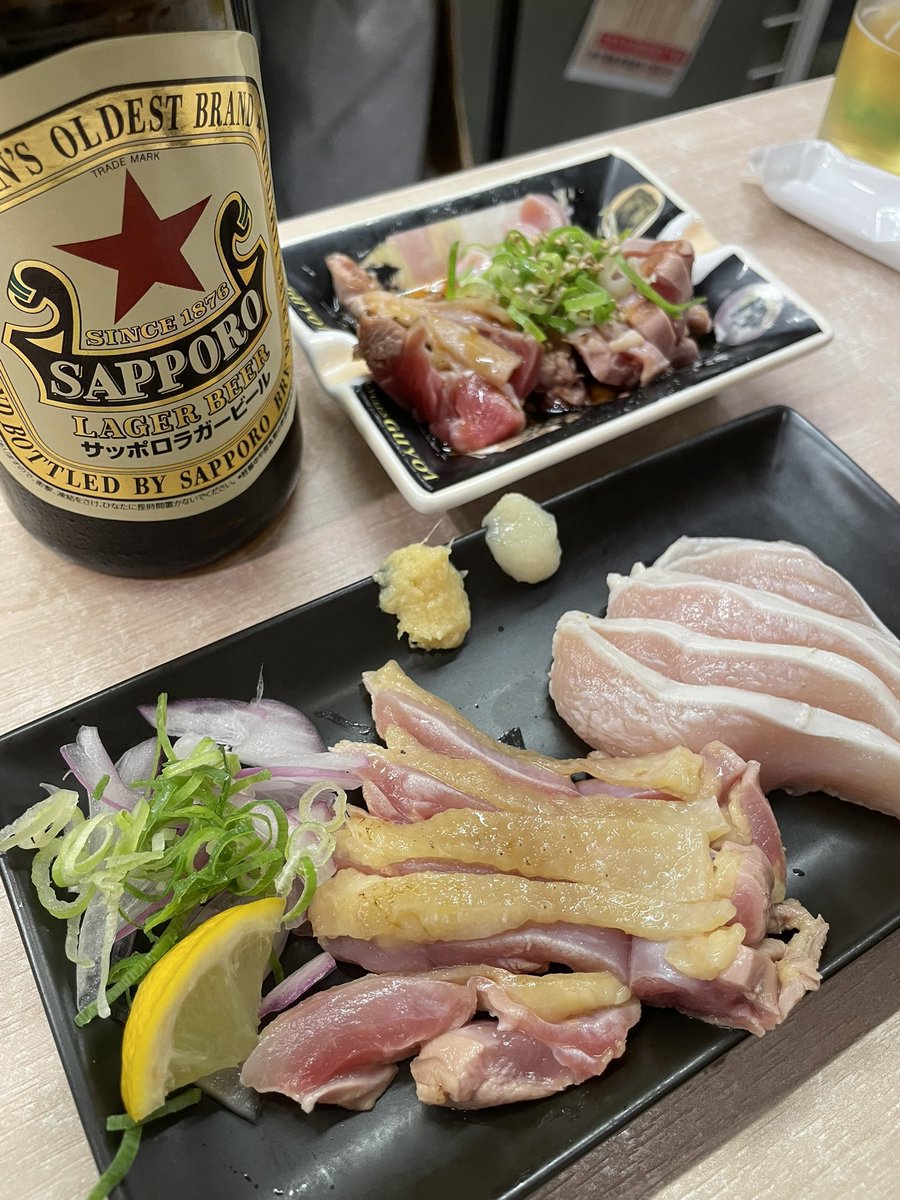 ヒトヒラ tweet media