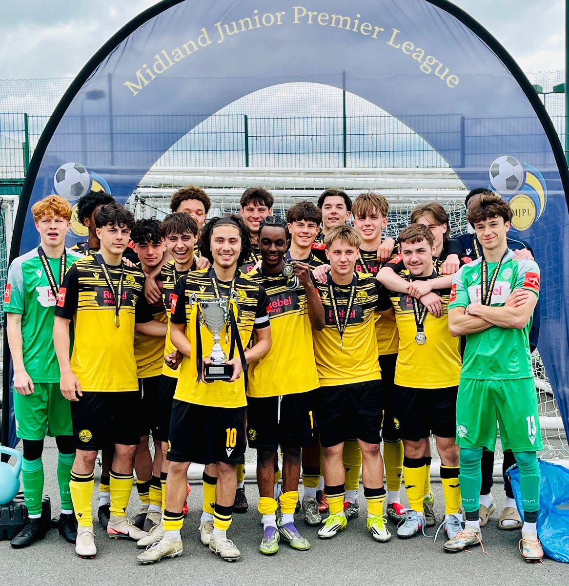 Phil89Dale's tweet photo. MJPL U18 Vase Champions! So proud of these boys, they throughly deserved their 4-0 win today…… I’ll leave it there 💎⚽️🍻 @AFCRD https://t.co/LcuBr5uzsK