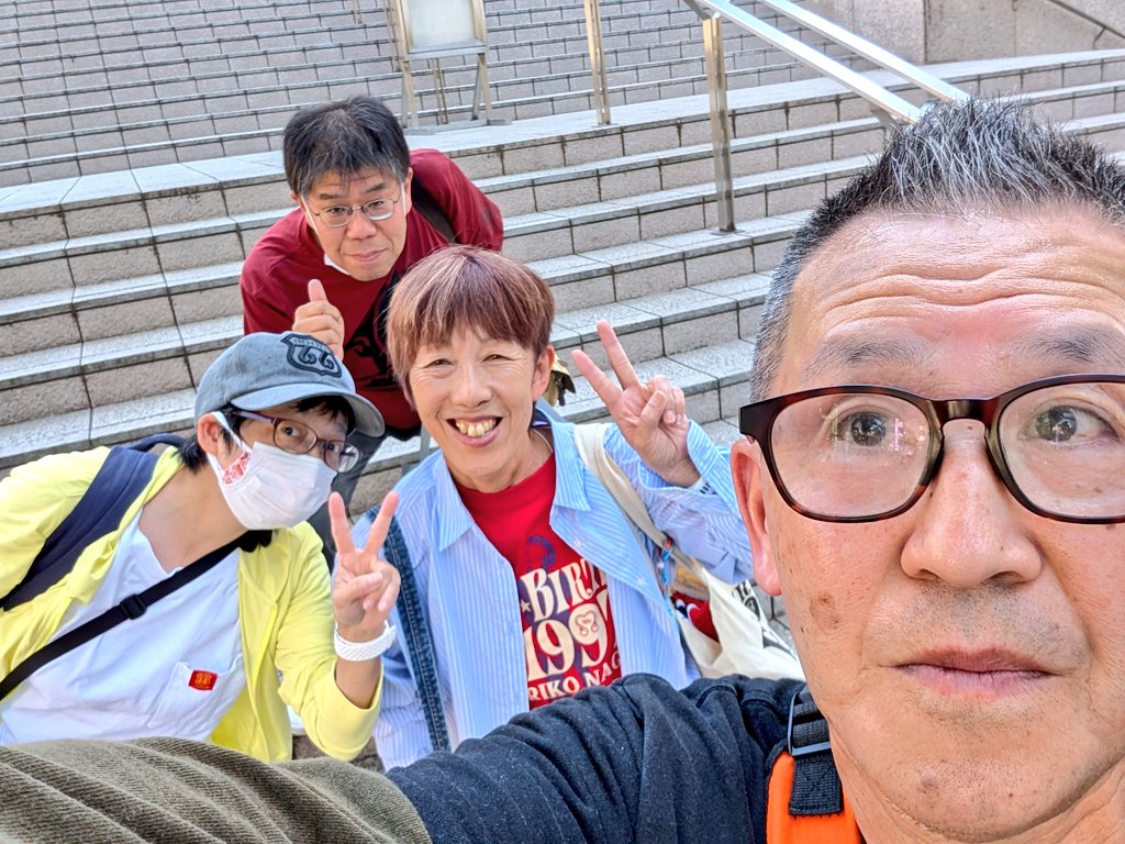 山猿一番星＜サイリウム特訓中(o🪄'▽')o🪄✨✨✨＞ tweet media
