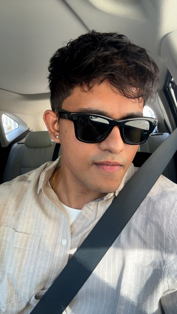 krishiiiiipatel's tweet photo. When I'm waiting for MODIJI to wish me on my birthday, but it's just some Sydney Sweeney asking for a sleepover 🫸🏾🫷🏼🙂↔️
#modipaglu https://t.co/FV9IDfK0mr