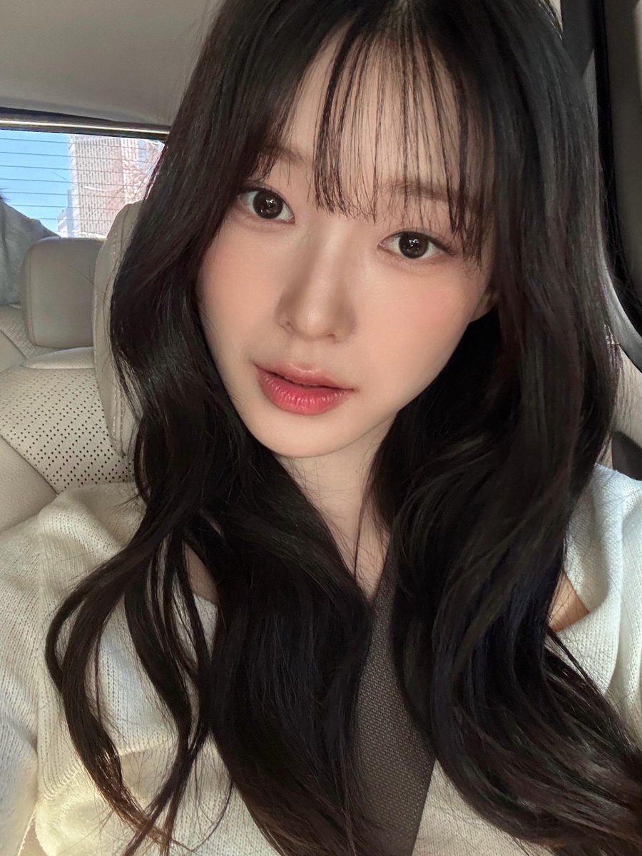 sinnn_89's tweet photo. 260516 IG
💭
#드림노트 #DreamNote #라라 #Lara #문신애 #MOONSHINAE https://t.co/7AFsZ6rimC
