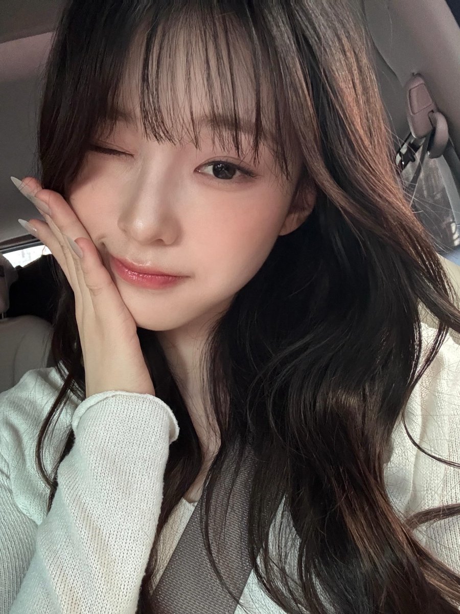 sinnn_89's tweet photo. 260516 IG
💭
#드림노트 #DreamNote #라라 #Lara #문신애 #MOONSHINAE https://t.co/7AFsZ6rimC