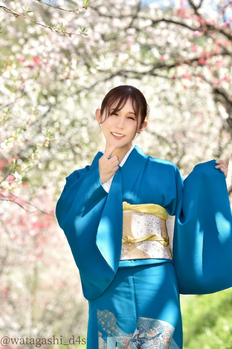watagashi_d4s's tweet photo. 🌸 What a Wonderful World！🌸
sмɪʟᴇ ¨̮🤍 Mai (@and02525)さん
#写真好きな人と繋がりたい
#ポートレート #portrait
#ファインダー越しの私の世界
#花桃の里 #着物 #和服 https://t.co/vpSXmuIdUc