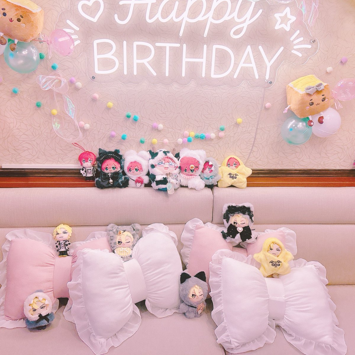 nikunikutomato's tweet photo. 👔オギャー会🎂ありがとうございました❣️
全員狂ってて楽しかったです😊４枚目は自分の番を見てる🥂 https://t.co/8GypPNRQtt