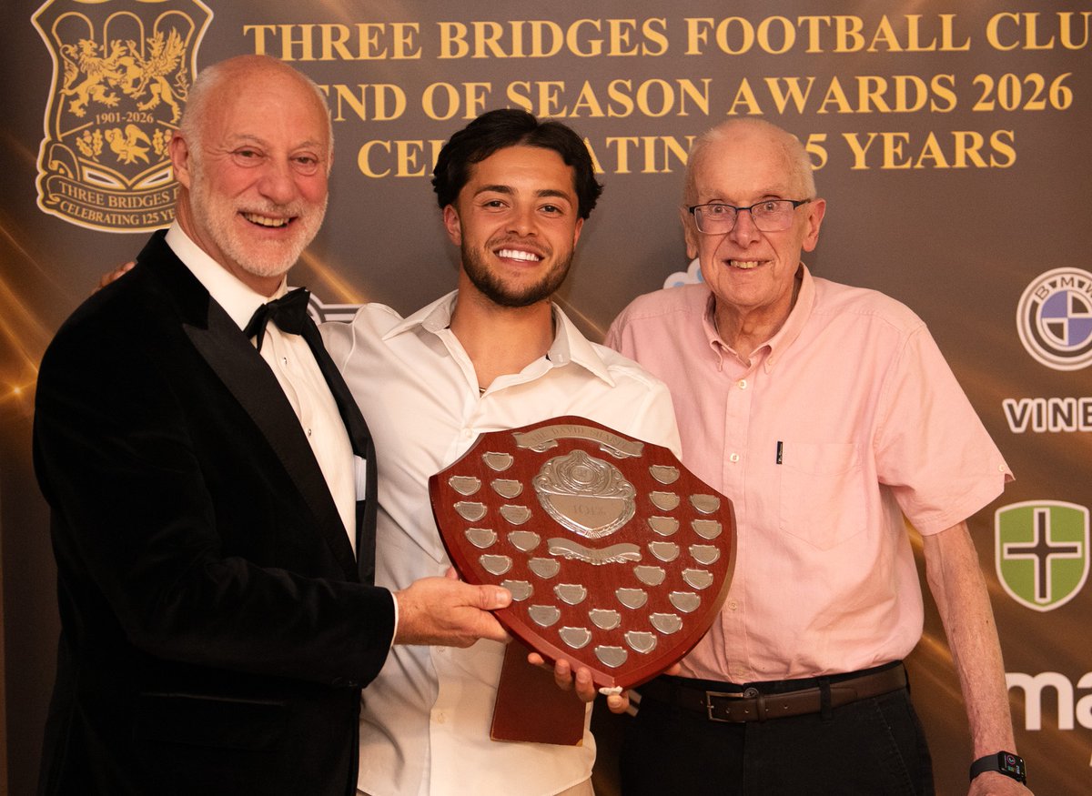 Three Bridges FC (C) 🏆🏆 tweet media