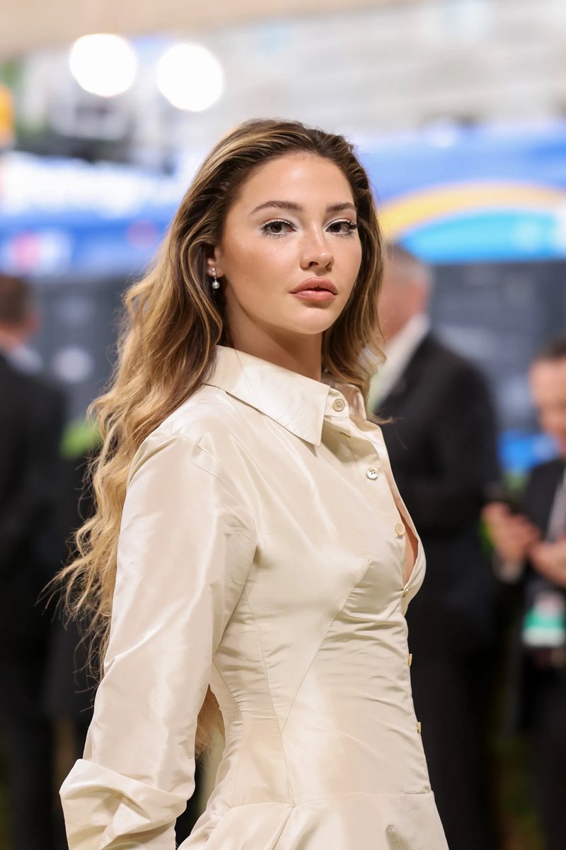 Hot Celebs R' Us♑️🕯️🔞 tweet media