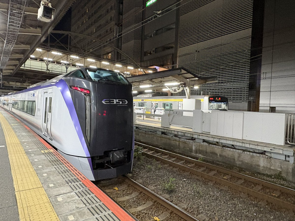 コンゴー㌠まどドラ始めました。 tweet media