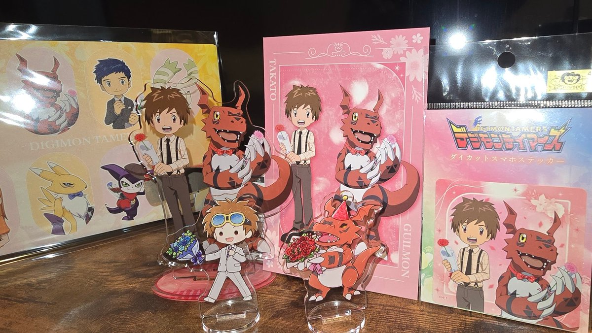 aventzero's tweet photo. 最近2日間で新宿に旅行に行きました。デジモンテイマーズ25THのお祝いとして、昨日はほぼ一日中、タカトのコスプレで新宿中央公園や西新宿小学校を歩き回りました。日本語科を卒業した僕にとって、仕事以外で初めて一人で日本に行き、コスプレのままで歩いてみました。マナーが良くなかった点は本当に申し訳ないですが、私にとってこの聖地巡礼は一生忘れられない思い出になるでしょう。