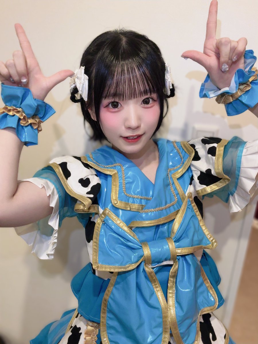 MOUWAYさんの3代目ミルクブルーの大切な衣装をお借りしました🍼🩵