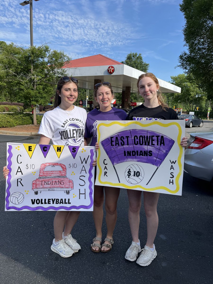 ECvolleyball1's tweet photo. East Coweta Volleyball is out here washing cars to help pay for team volleyball camp!! We are at Fraziers on Hwy 16 and on Hwy 154!! $10! https://t.co/M6GNJAcVVv