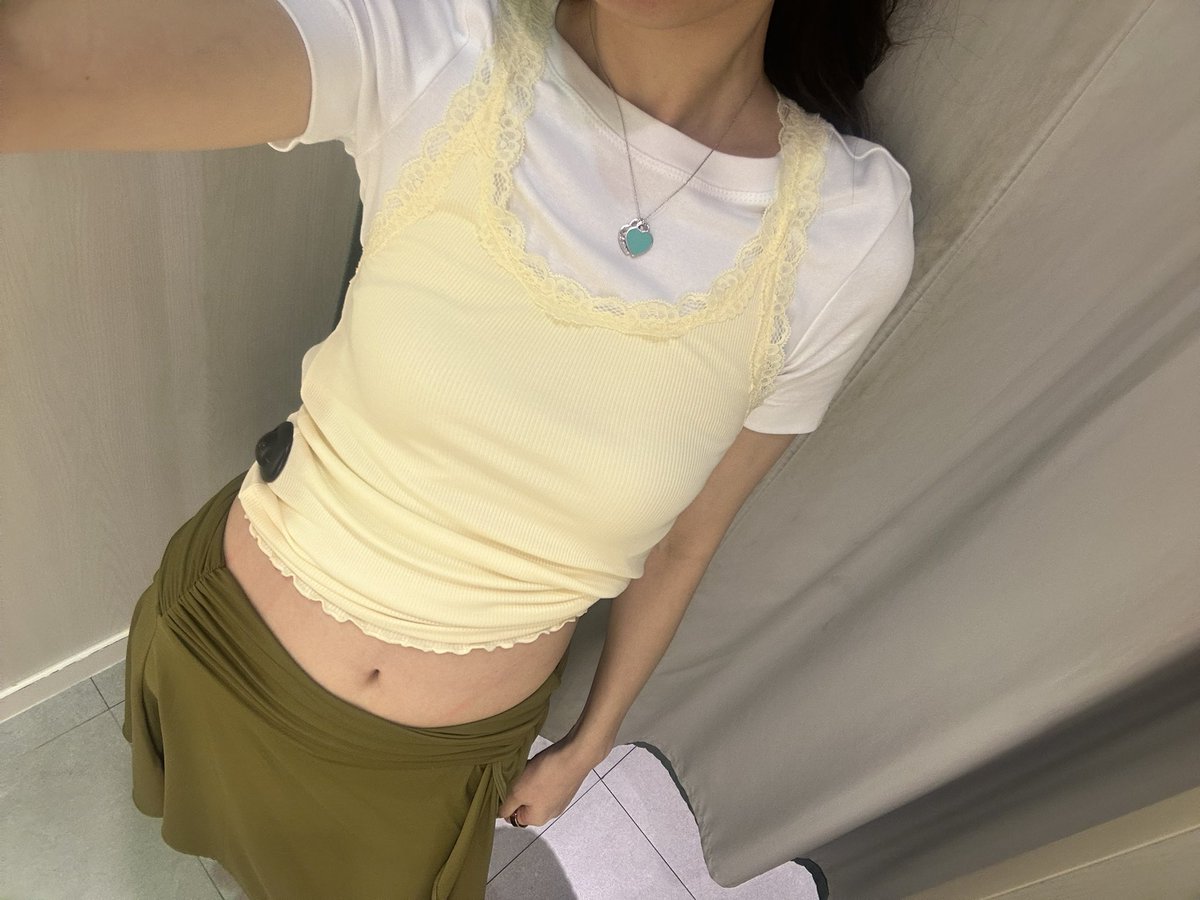 tamjaichunbkk's tweet photo. h&amp;m ช่วงนี้น่ารักมาก https://t.co/XUWthM90Zm