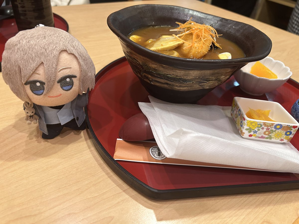 しろ tweet media
