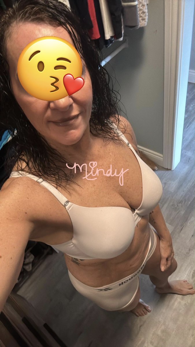 Mindy tweet media