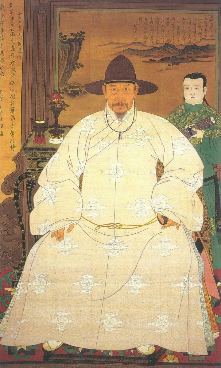 提前說明,左衽是因為是容像