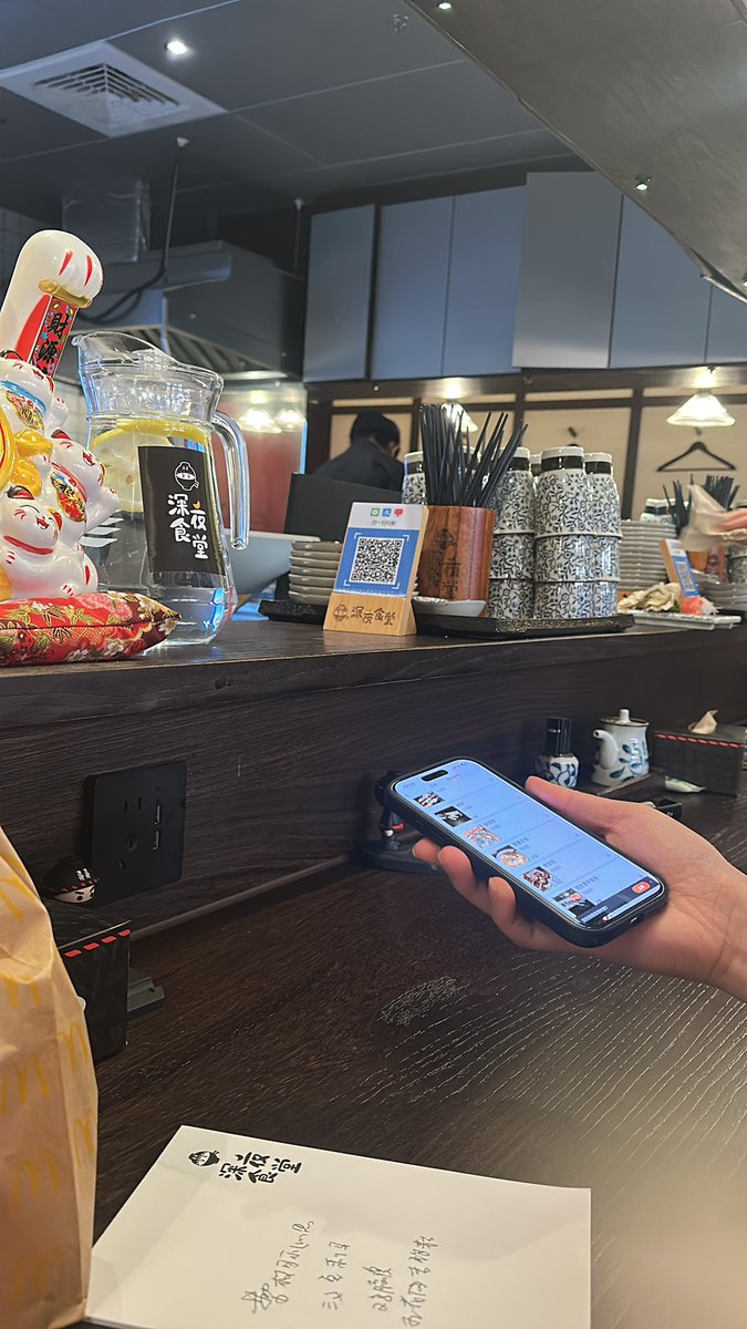 地球没我转不了 tweet media