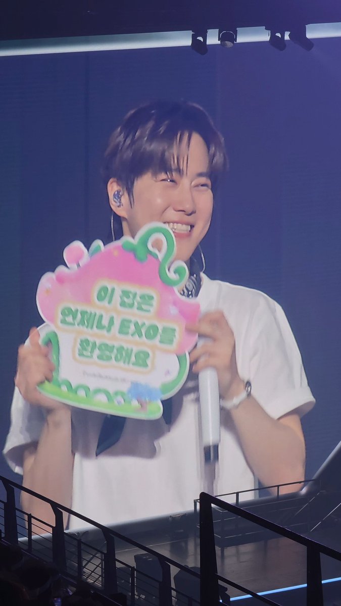 예헷 tweet media
