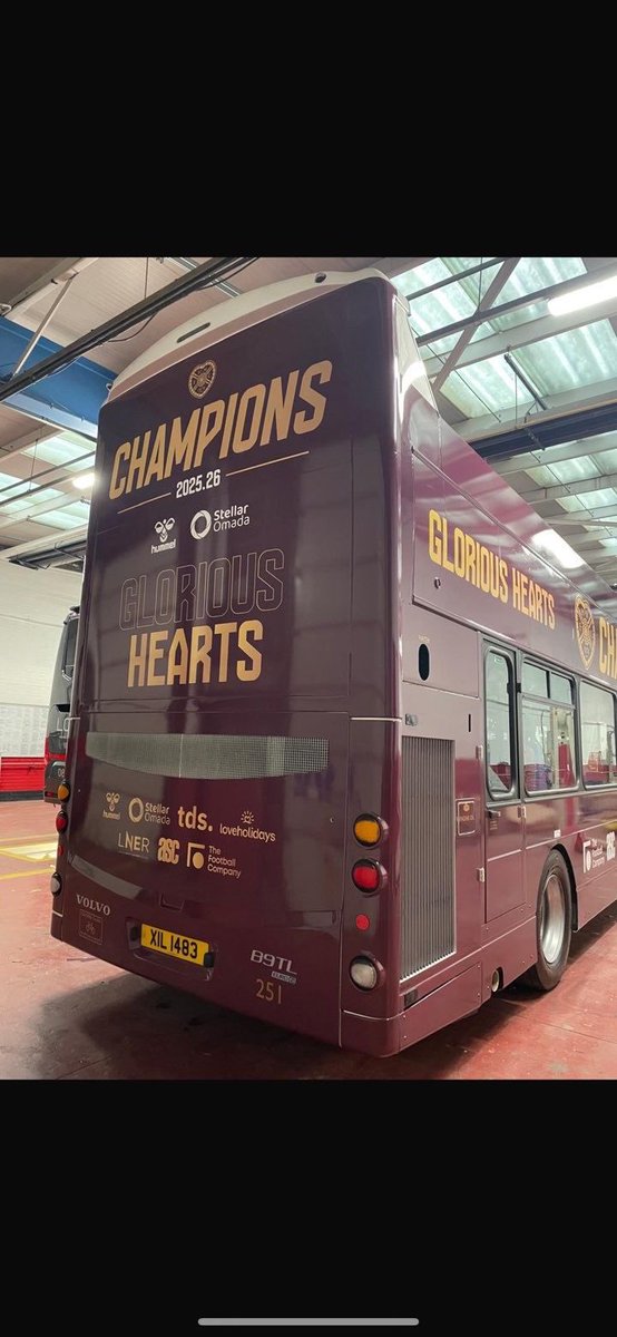 _liamdee14's tweet photo. @WilliaaamKerr Your bus back up the road is outside waiting on your mate https://t.co/G1fjY3zltP