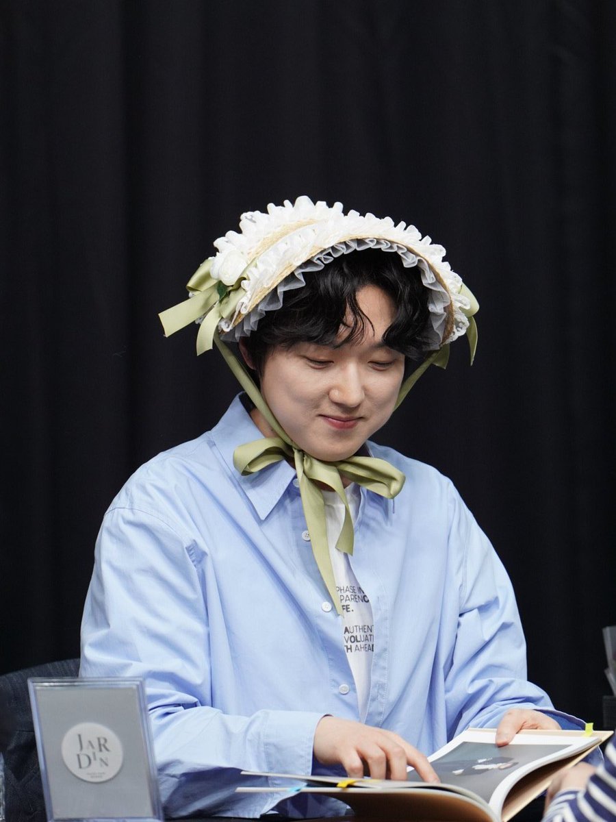 🎊Dancing in the moonlight🎊 tweet media