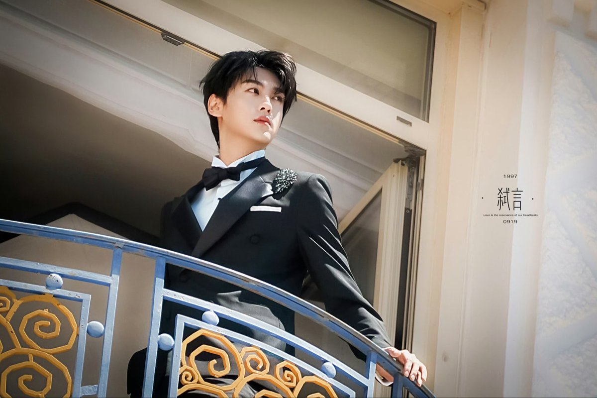 nataliewenyz's tweet photo. 我哥哥牛逼🐮
TIAN XUNING CANNES DEBUT
 #XuningxLOrealParisCannes https://t.co/8b9iBj4Ikl
