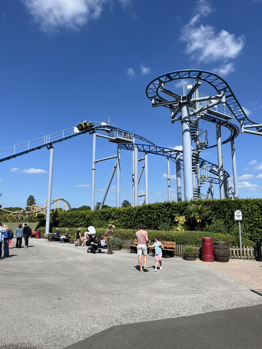 CoasterForce tweet media