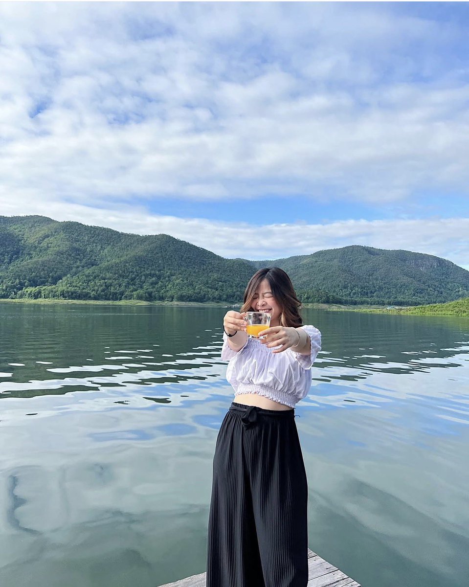 SomsomSatur's tweet photo. ห้วยกุ๊บกั๊บ
ดอยผาสามเหลี่ยม
อ่างแก้ว
เขื่อนแม่งัด

☁️⛰️☀️🌊
#chiangmai https://t.co/0Qav7aySoU