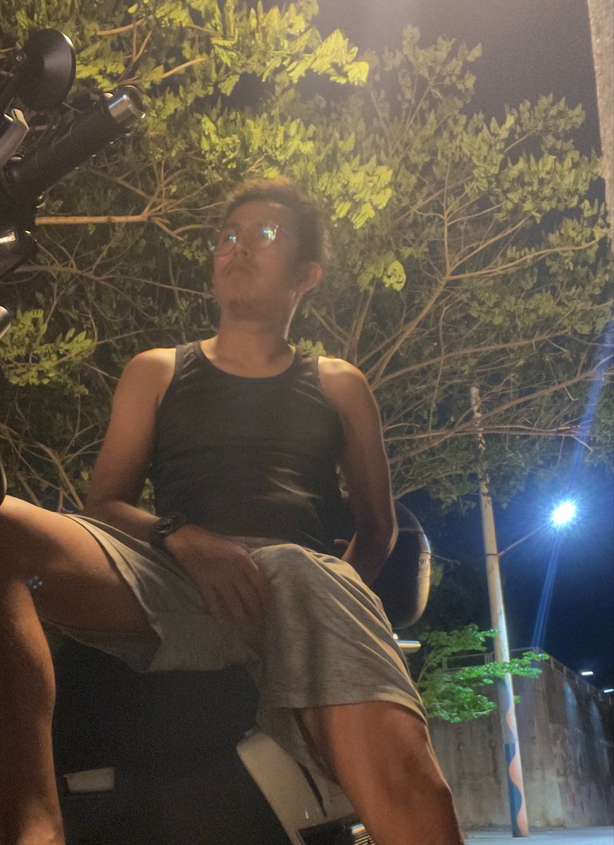ako_si_ethan's tweet photo. Saturday unwind…😂😂😂
#nudepic #altermarikina #nudist #tite #JutsLang #juts #pinoyalterph #outdoorphotography # https://t.co/Pat69NM80w