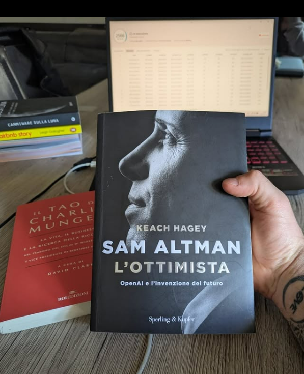 luattolini's tweet photo. LEZIONI CHE HO APPRESO DA  @sama L'OTTIMISTA:

→ Le tue difficoltà sono il tuo vantaggio competitivo nascosto
→ Coltiva interessi diversi: i migliori insight nascono alle intersezioni
→ Pensa sempre un ordine di grandezza più grande

Continua nei commenti https://t.co/TkcykfvWUi