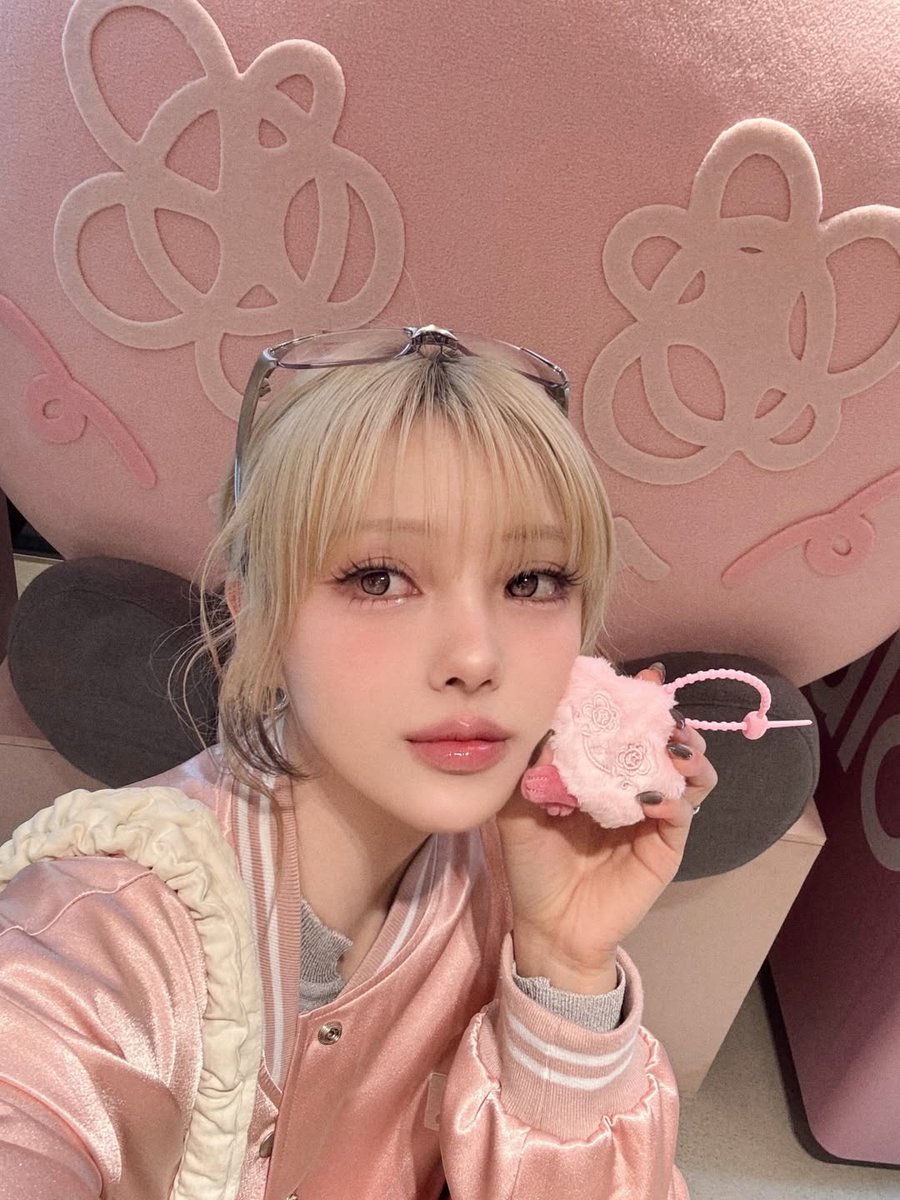 kai 𝜗𝜚 tweet media