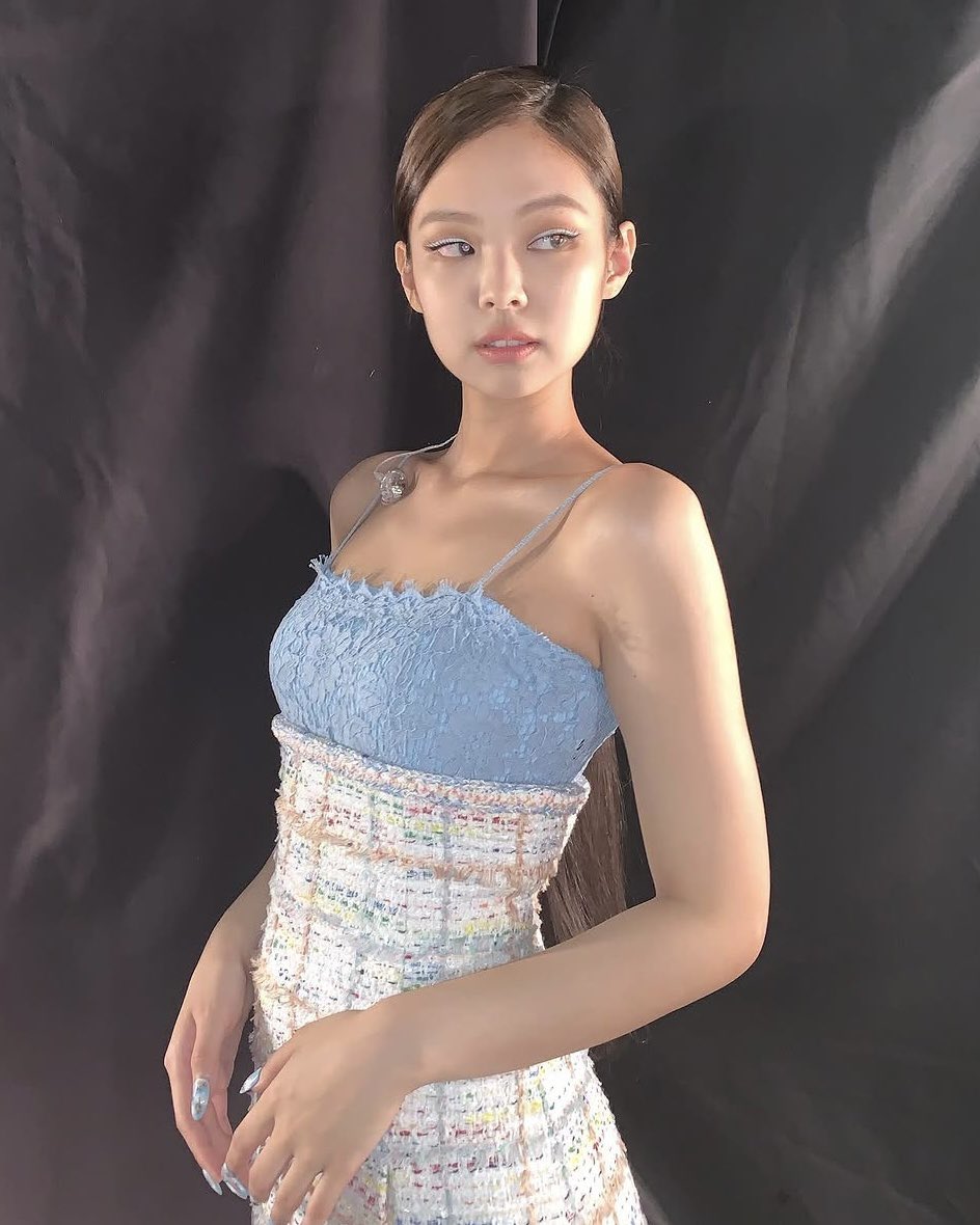 jennie pics tweet media