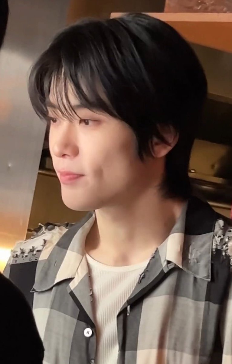 JAE0214_yuno's tweet photo. 지나고 나니까 이 머리도 예뻤던 것 같아
물론 그때라고 싫은 것도 아니었음 https://t.co/rfiU8o2auP