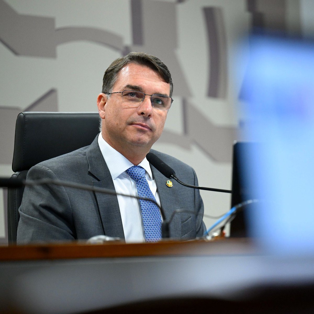 Eixo Político tweet media