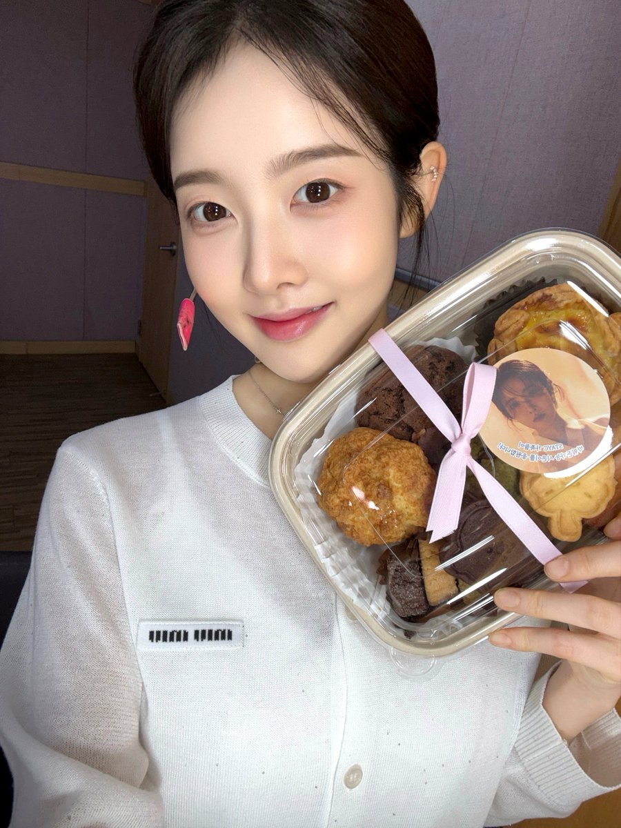STAYC(스테이씨) tweet media