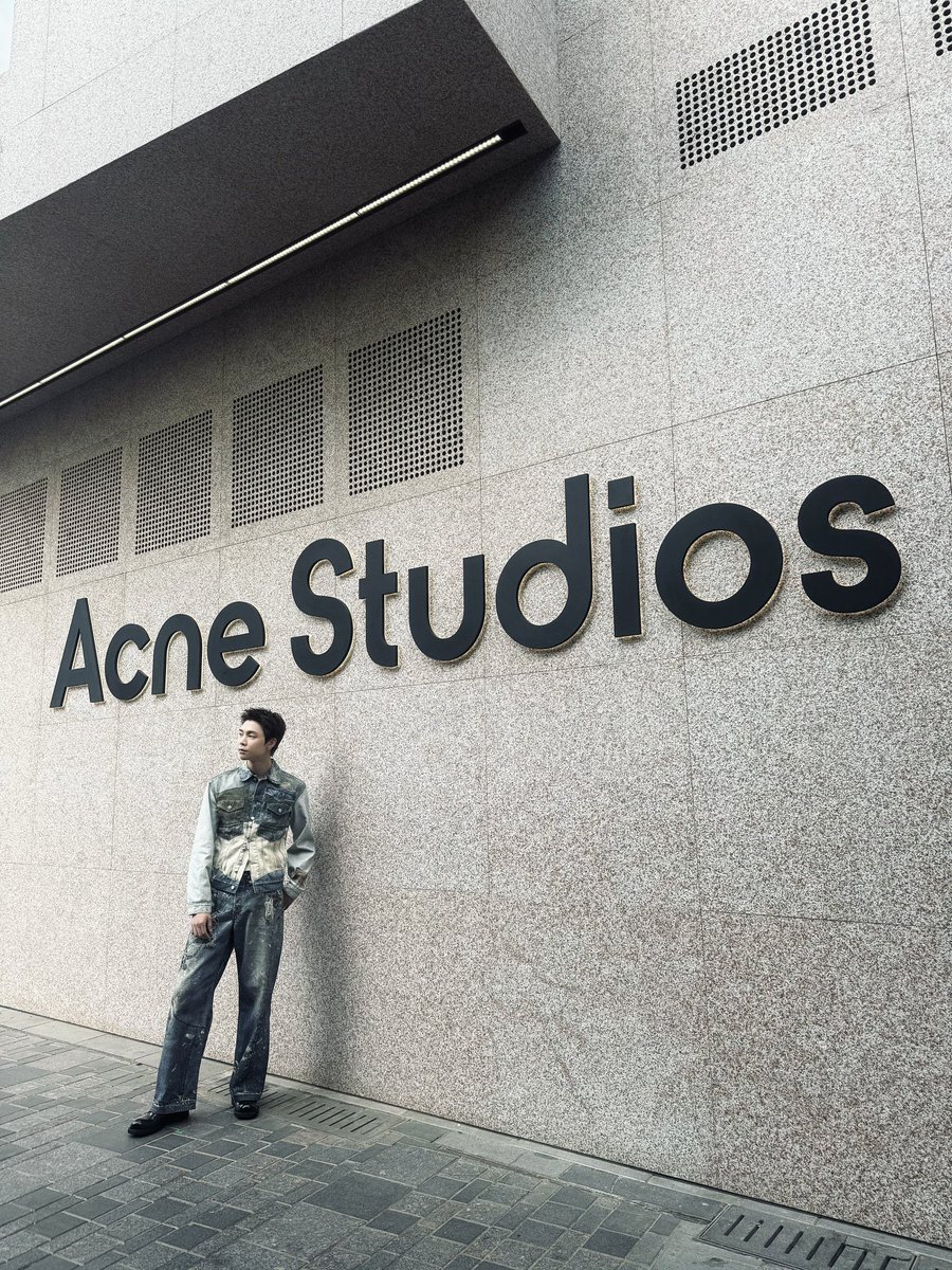127RCHIVE's tweet photo. two years ago today were these Johnny pictures for Acne Studios. https://t.co/Q6k8RyzwDW