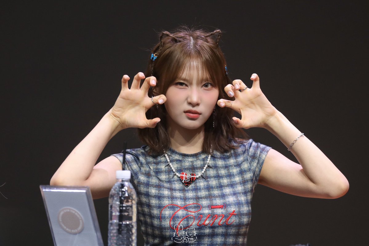 션션 tweet media