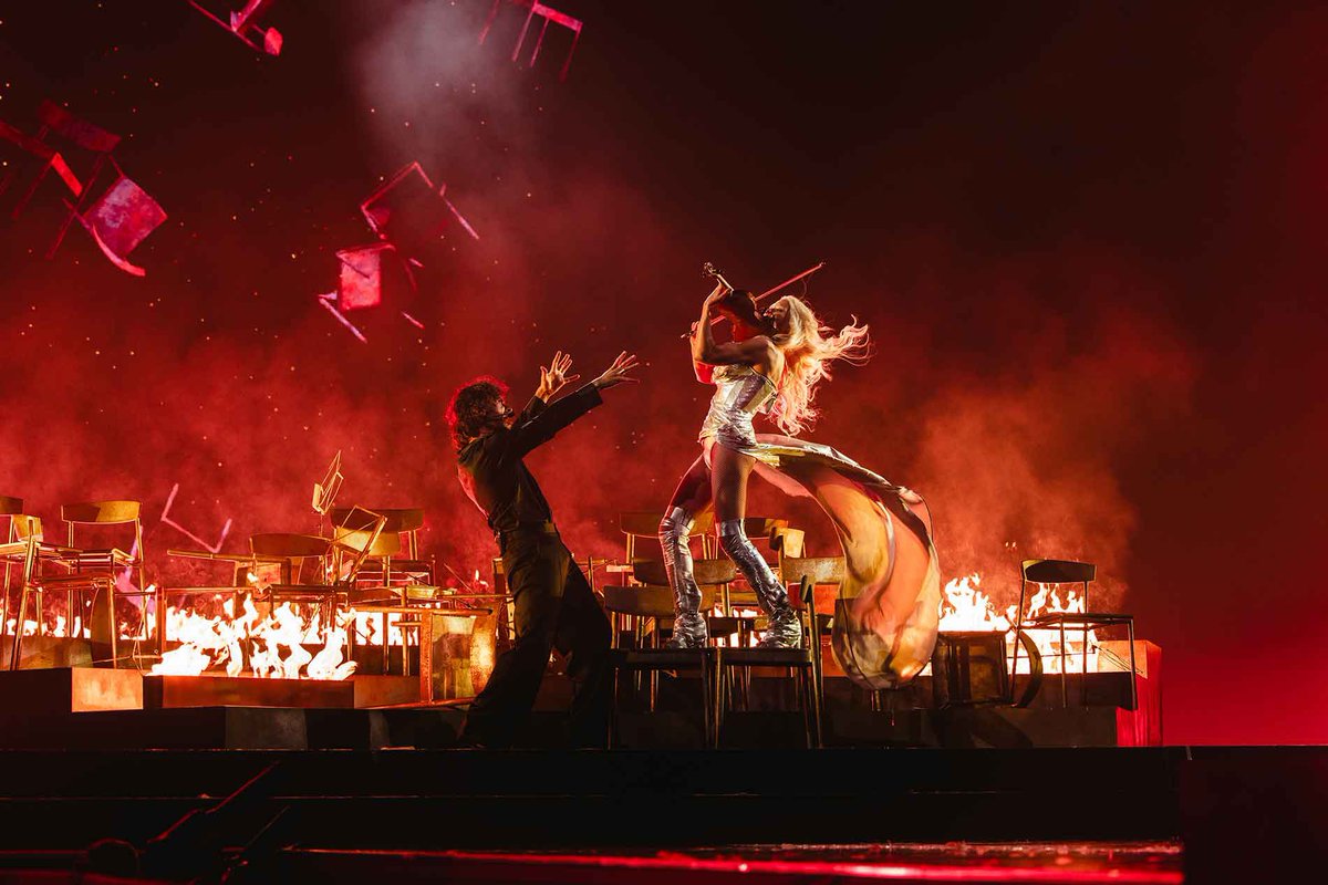 Cinguetterai's tweet photo. La Finlandia vince il premio migliore staging e soprattutto miglior bono dell’edizione

#Eurovision2026 #Eurovision #ESCITA #ESC2026 https://t.co/EAA5ywMHFO