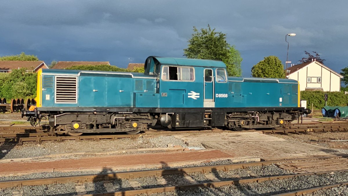 Harrod15S's tweet photo. D8568 at SVR Kidderminster this afternoon 16/5/26. I do like the Clayton 😍 it was good to see it doing plenty of services today #class17 #trains #Clayton #SVR #Kidderminster https://t.co/FxeiHe159p
