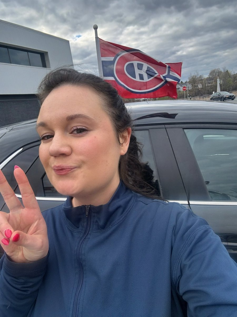Annie tweet media