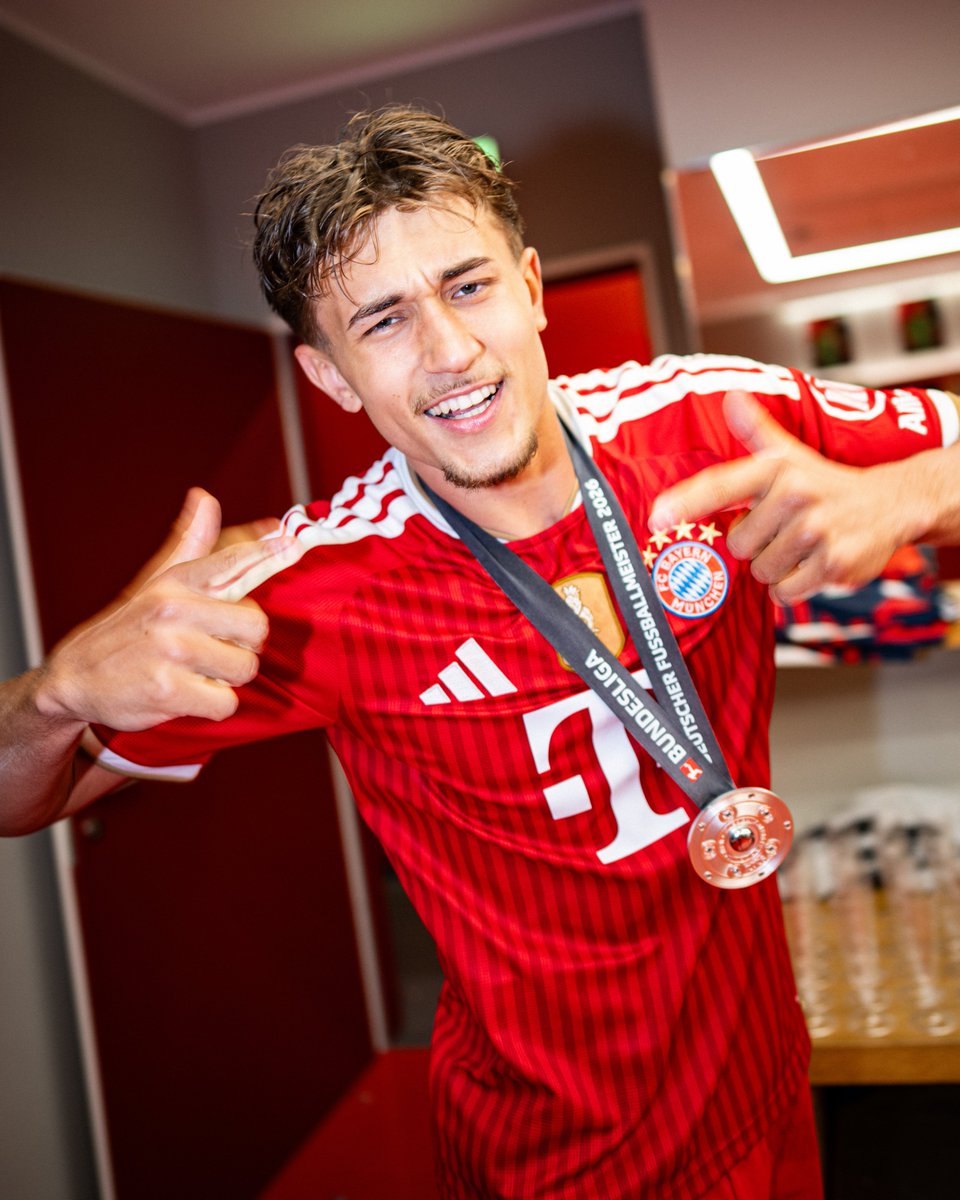 FC Bayern München tweet media