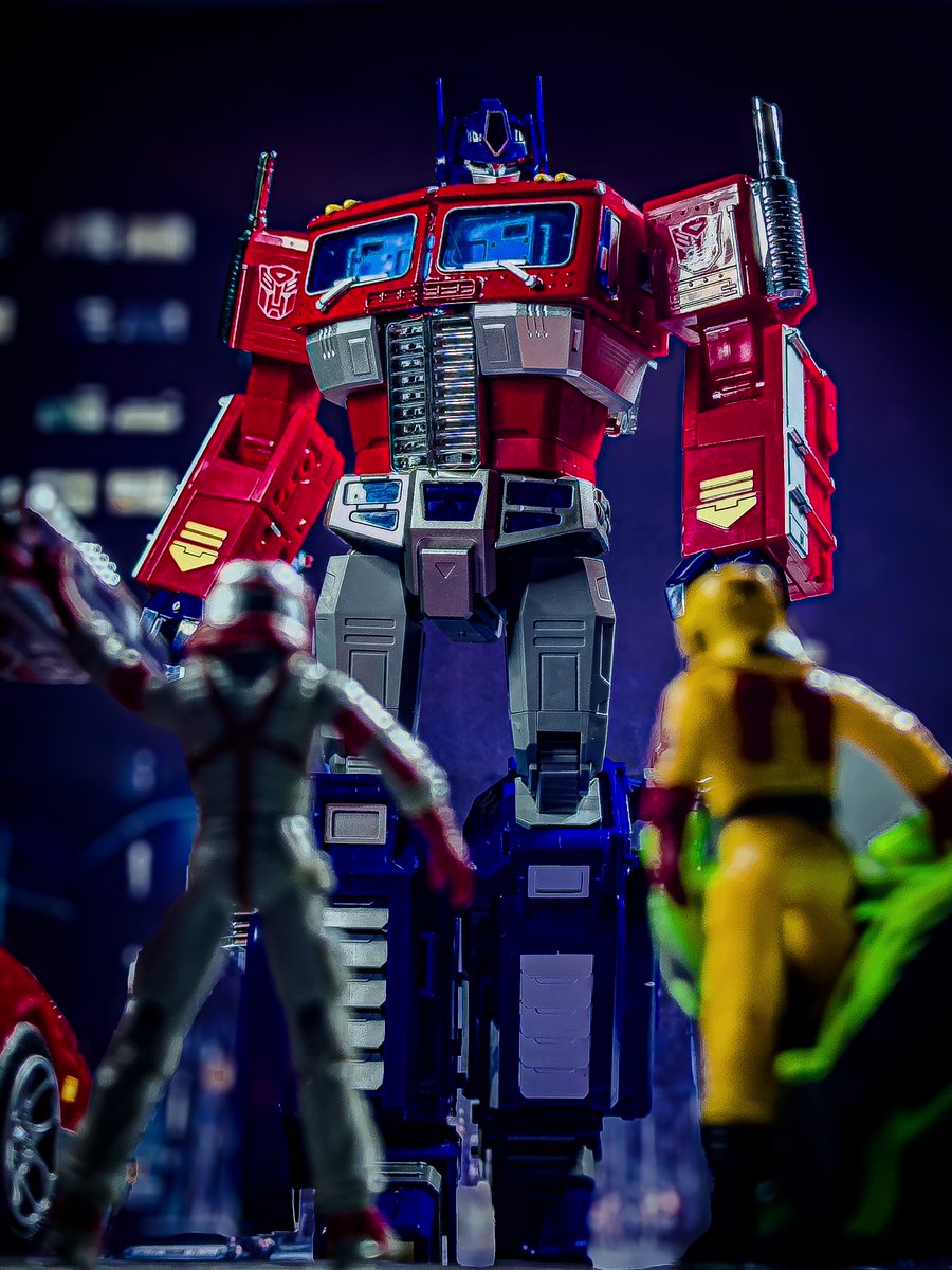 deejay1711's tweet photo. #transformers #mask #toyphotography

I actually quite liked the TF/MASK and others crossover in IDW. Reeked of nostalgia which we’re all here for if we’re honest! https://t.co/93mYKeBa3b