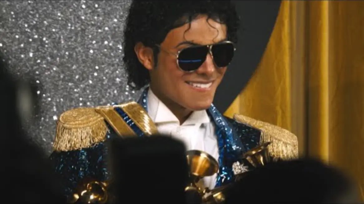 MoviesThatMaher's tweet photo. #MICHAELMOVIE has made $28M at the Domestic Box Office this weekend to reclaim Number 1. 

This is a very rare achievement from a film to retain the top spot especially in its 4th week of release. https://t.co/6LlaL5GuXR