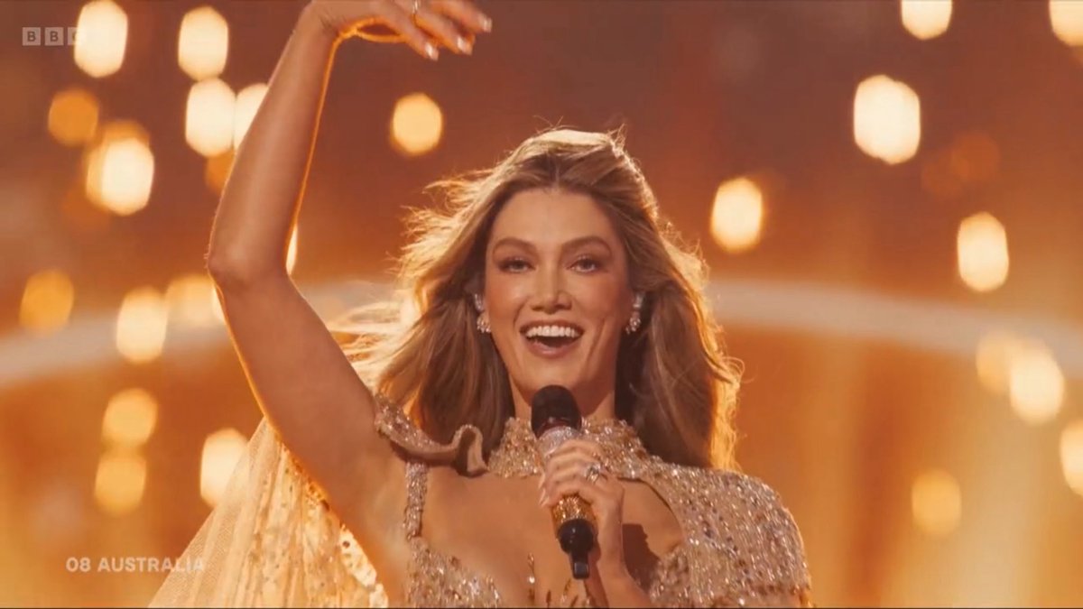 MatthewRimmer's tweet photo. Winner. 9/10 #Australia

#DeltaGoodrem #NinaTucker #Neighbours #Eurovision https://t.co/ulBW9pVrwH