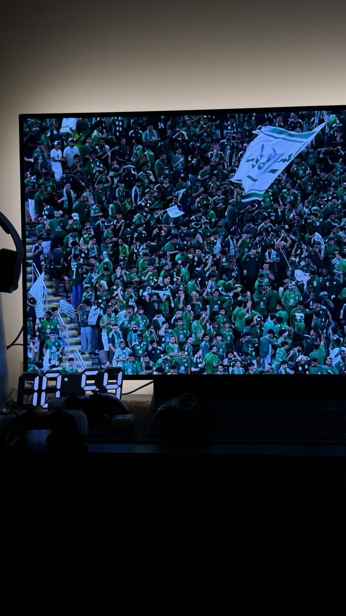 alaa_a5's tweet photo. نادينا ملكي واحنا الملوك 💚💚 https://t.co/cqdl4qFgdL